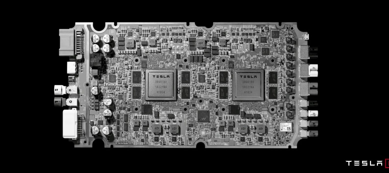特斯拉超级计算机芯片（图片来源：特斯拉）