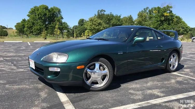 67上世纪90年代的丰田supraturbos可以说是相当经典的一款车,我们也