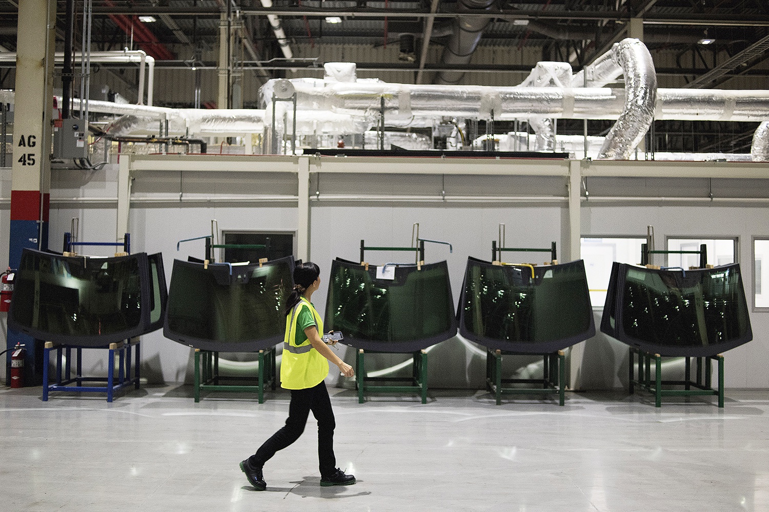 福耀玻璃美国生产工厂.图片来源:视觉中国