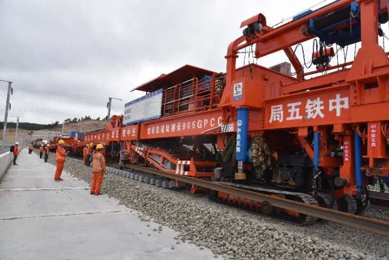 牡佳客专牡丹江段轨道铺设完成快看新建站房↘