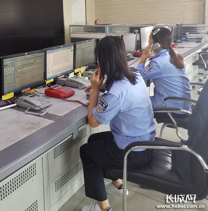 公安系统实行24小时全天候值班制度.潘志方&nbsp;供图