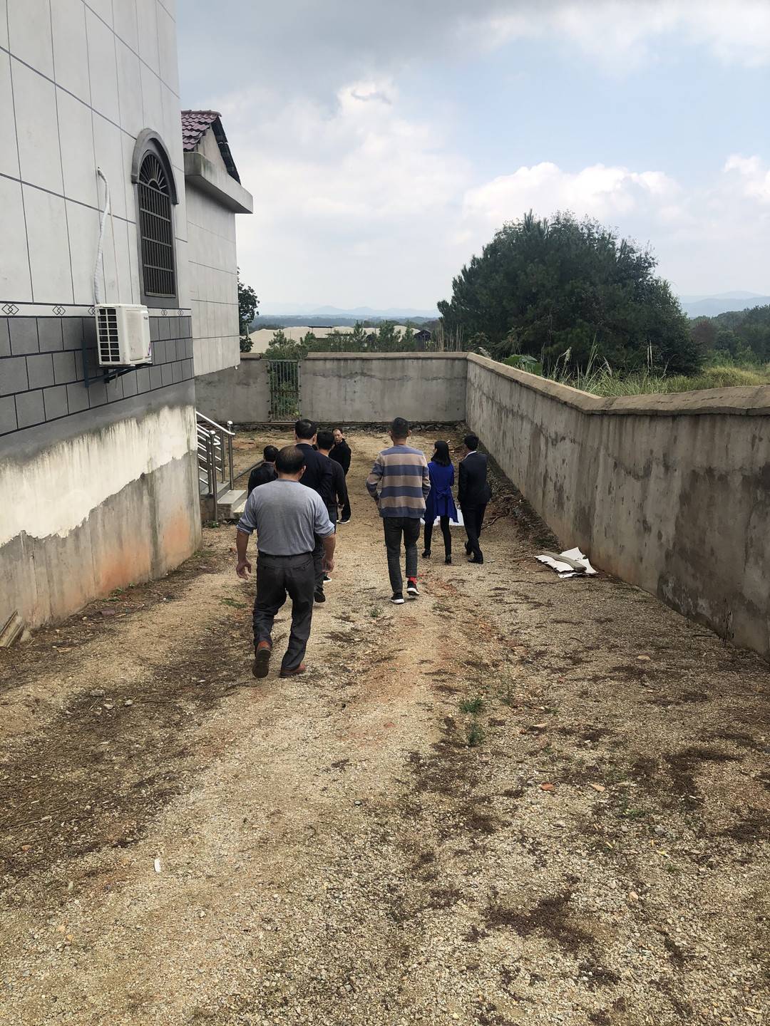 检圆干事人员重走信恶做恶叙路