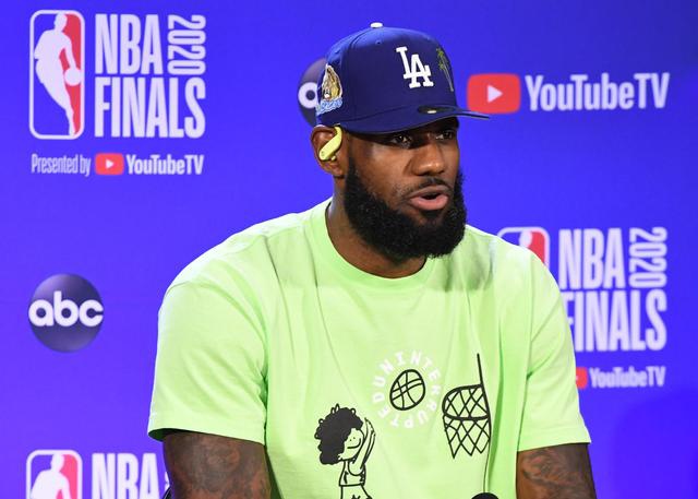 詹姆斯联手布朗与塔图姆凯尔特人打造史上最强锋线组合