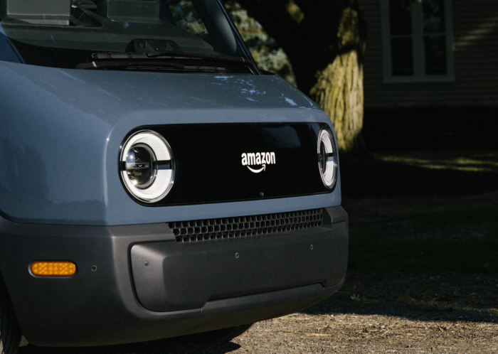 亚马逊首次推出与Rivian合作打造的首款全电动配送车