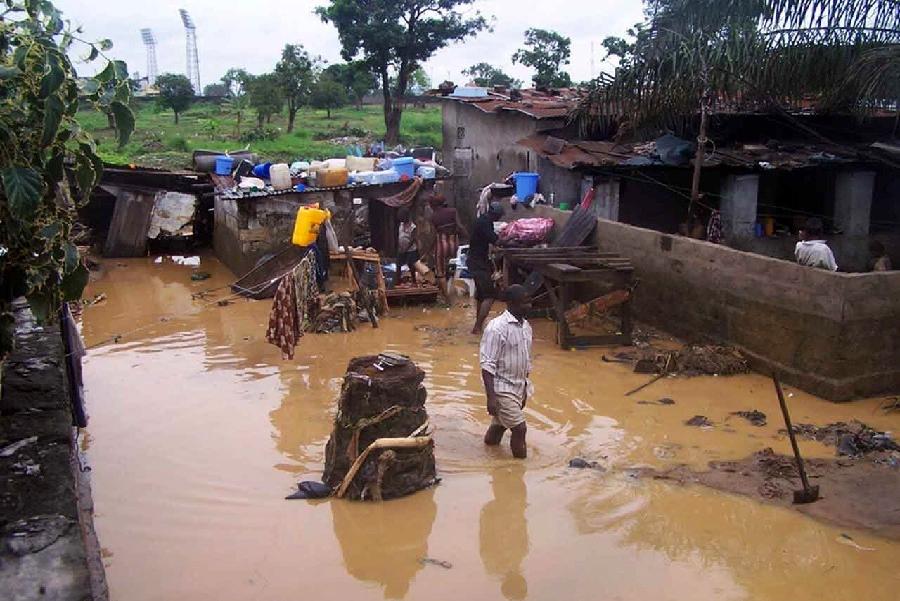 央视|冈比亚洪灾致超3万人受灾