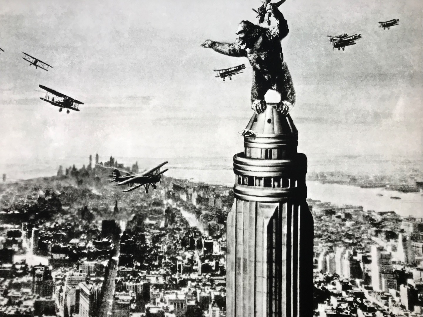 曾经的帝国大厦和金刚高玩用60公斤巧克力打造电影金刚经典场景