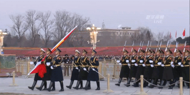 天安门广场|升国旗仪式_新浪新闻