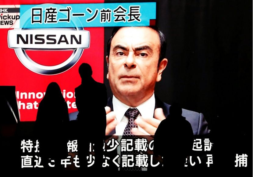 日产前CEO藏身乐器盒中逃离日本，15亿日元保释金都不要了，上演真人版“越狱”！