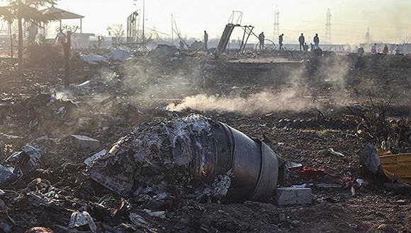  乌克兰航空客机坠毁现场。图片来源：伊朗塔斯尼姆通讯社