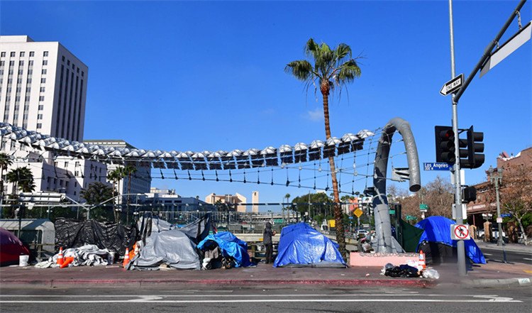 特朗普刚说不对伊朗动武 佩洛西就要“落井下石