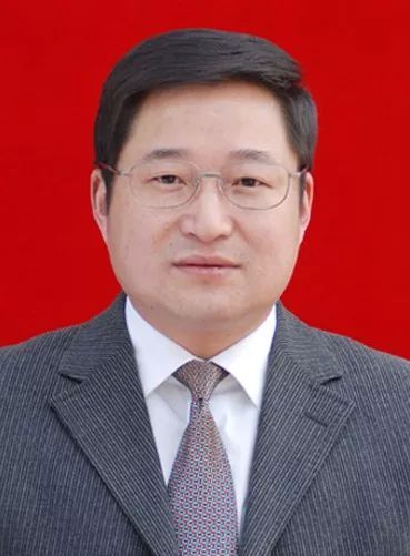 他当选安徽一市人大常委会主任