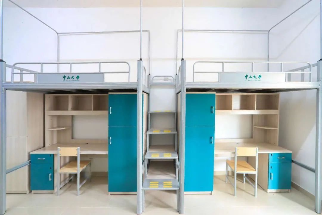 深圳校区宿舍内景