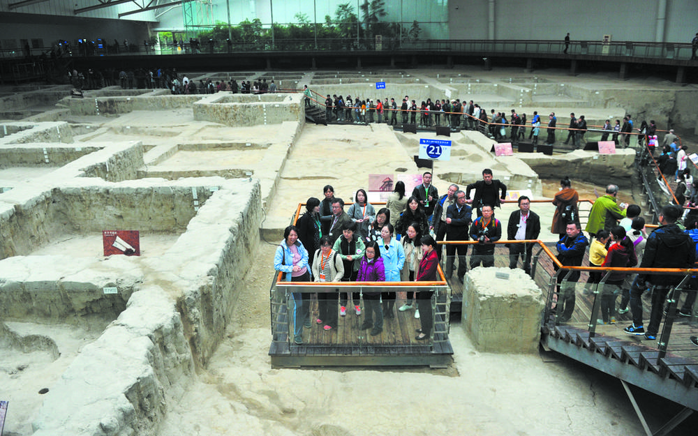 四川大学考古文博学院正式揭牌