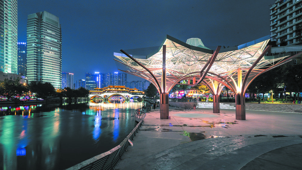 锦江公园音乐主题滨水岸线点亮锦江夜色