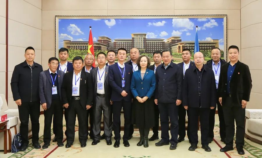 通榆县村书记走进吉大话扶贫