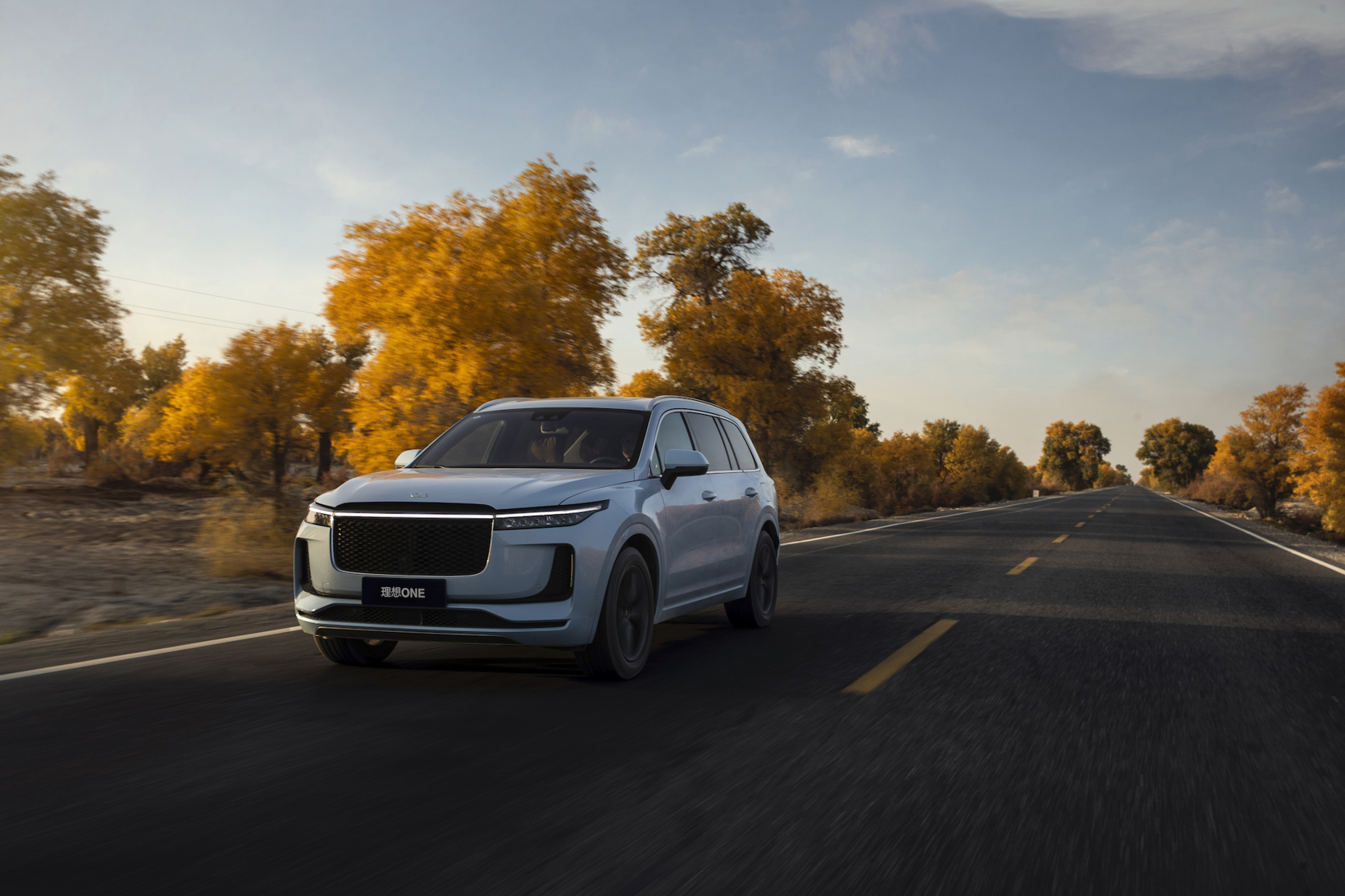 理想汽车第三季度营收环比增长289连续两季经营性现金流为正