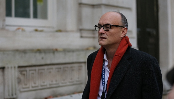 脱欧“军师”卡明斯辞职 英国要在谈判中让步了？