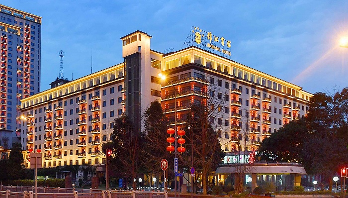 四川锦江宾馆连夜开展核酸检测 滚动消毒