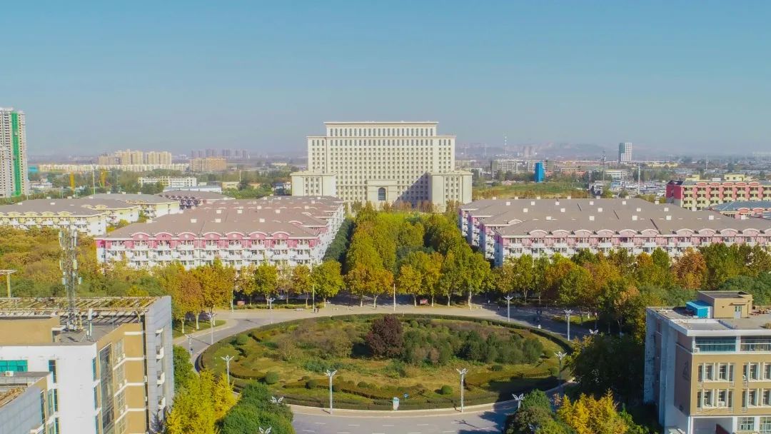 惊艳高清航拍带你看绝美师大