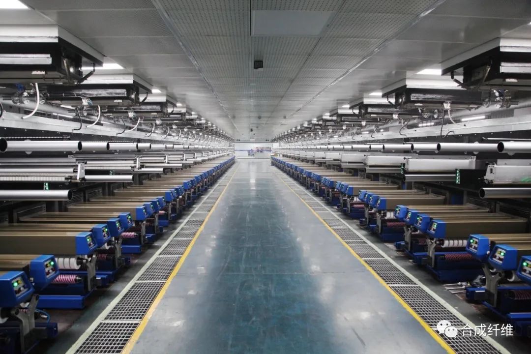 新乡白鹭集团的氨纶生产线图片来源：?新乡化纤