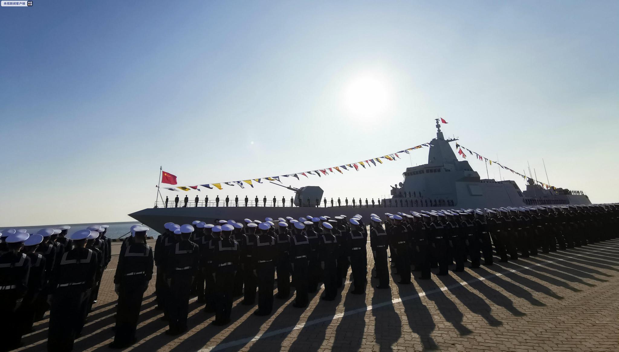 我国70周年海军节令人瞩目, 50艘军舰纷纷亮相, 场面空前浩大!_中国海军