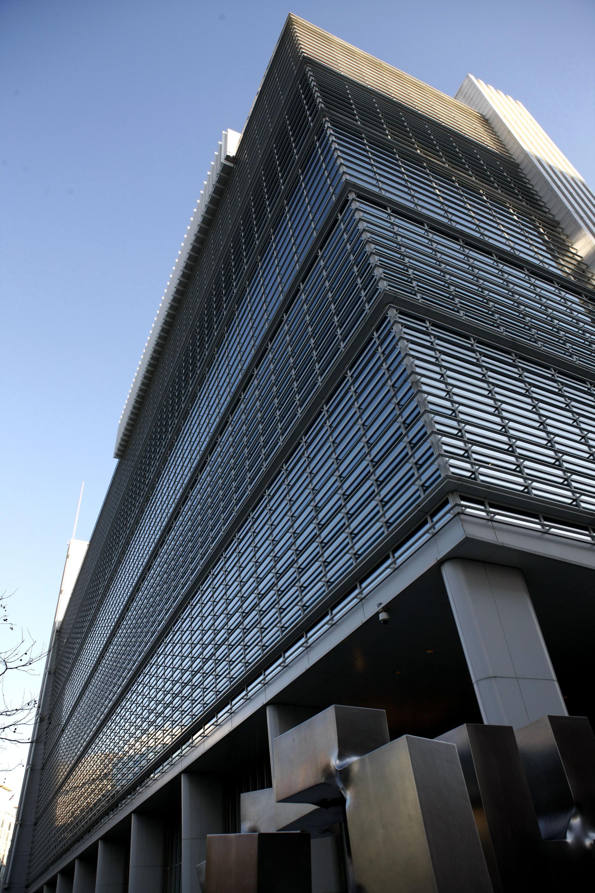 资料图片:位于美国首都华盛顿的世界银行总部大楼.