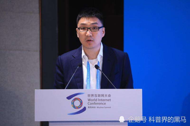 拼多多的创始人黄峥分1千亿给员工自己还有2千亿