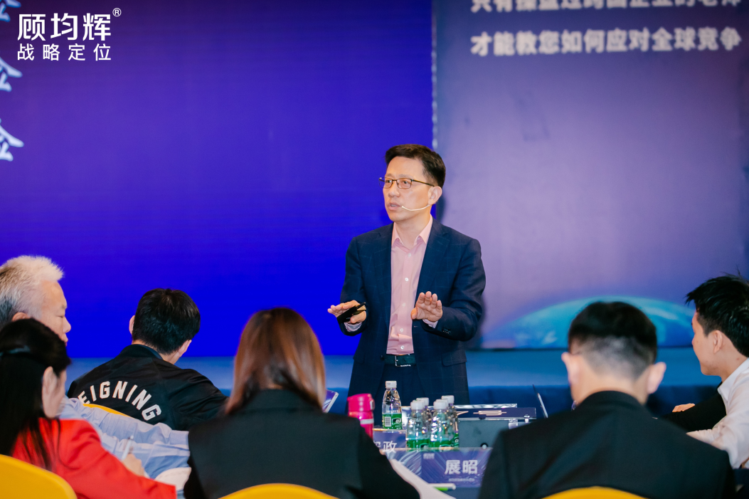 华为忍痛别荣耀,定位专家顾均辉:迎接更多可能,这是双方最好的选择