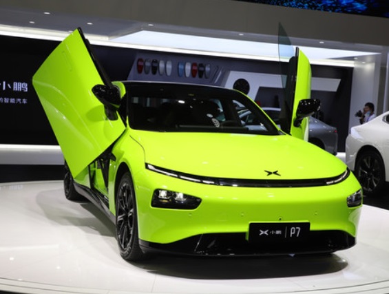 拉风剪刀门小鹏汽车发布p7鹏翼版售36694099万元