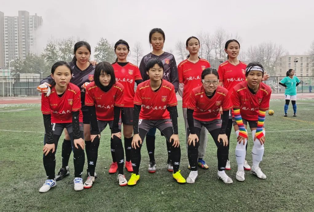 新媒体摄影部 梅可 张树志 张凯怡 孙琦 黄可伊 网络新闻社 蔡晓琦