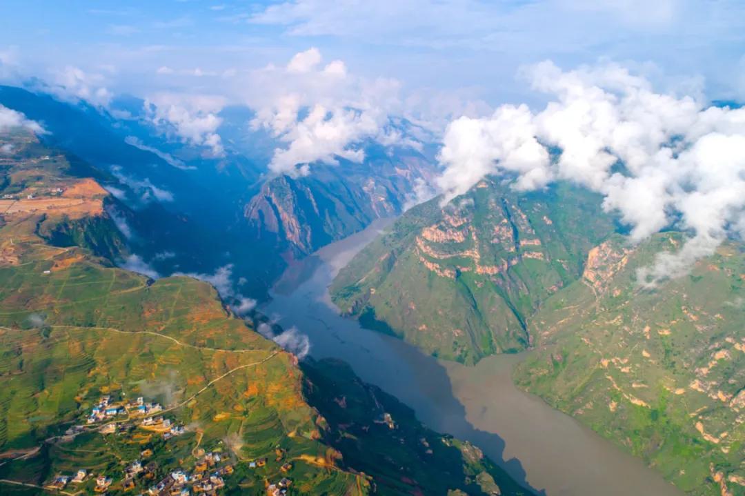 金沙江水润两岸 乌东德库区展新颜