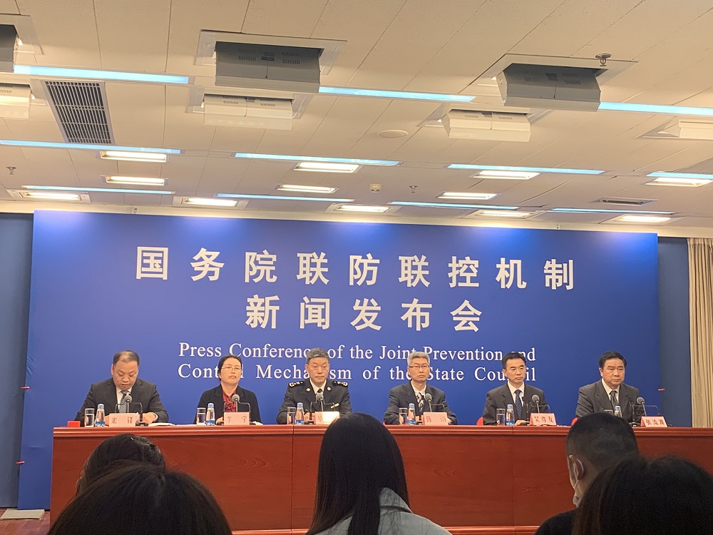 吴尊友：抗疫就像“打仗”“唯快不破”