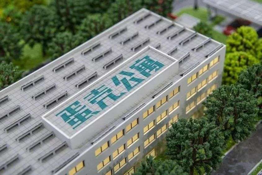 蛋壳公寓的创始人高靖,在创办蛋壳前,曾先后在百度,okbuy,糯米网等