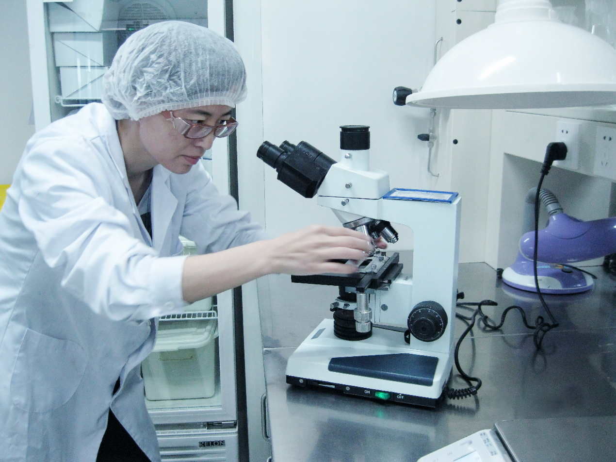 伊利品质创造者荣膺全国劳动模范 一杯好牛奶健康亿万家