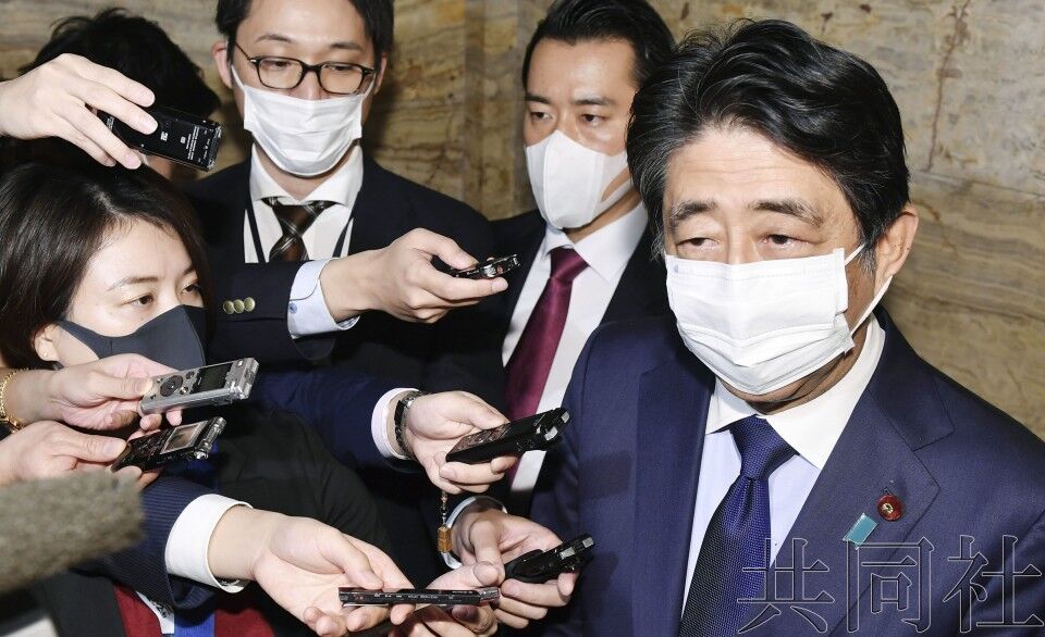 日媒曝“赏樱会”风波新进展：安倍身边人承认填补晚宴差额