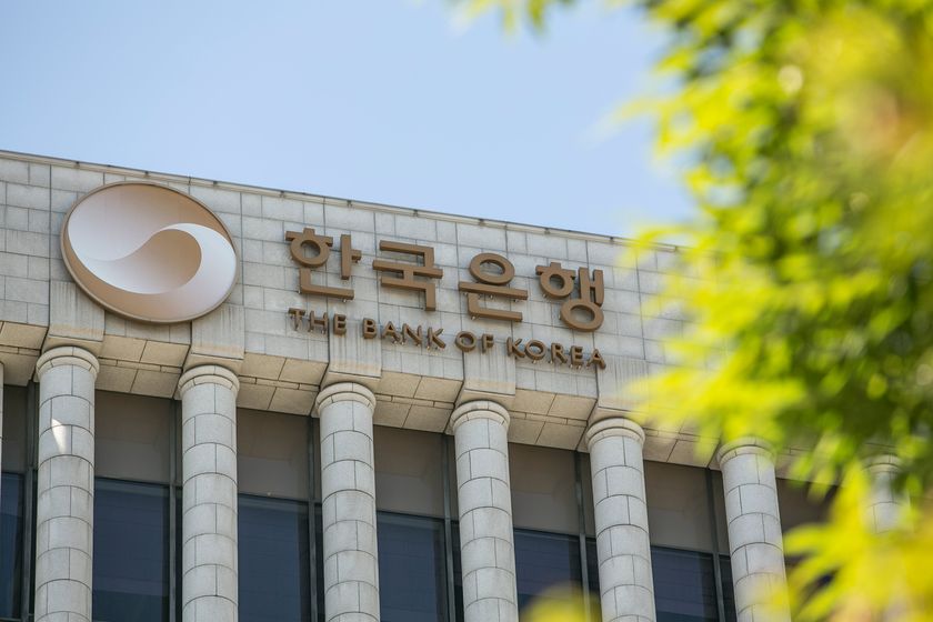 韩央行维持利率不变并上调经济预测 尚不考虑货币政策正常化