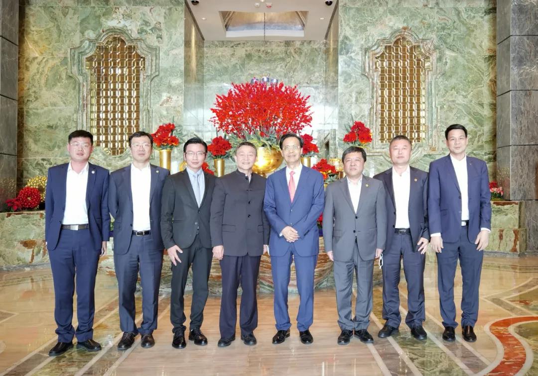 斯泽夫率队拜访澳门金海集团