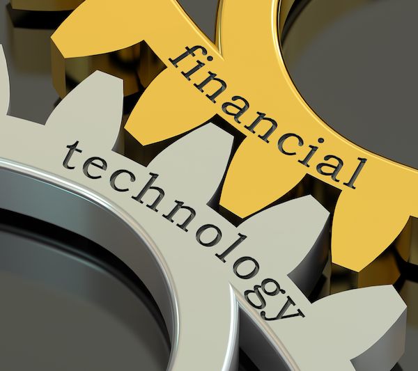 金融科技“狂奔”后现隐患 蚂蚁上市之际最强监管信号来了