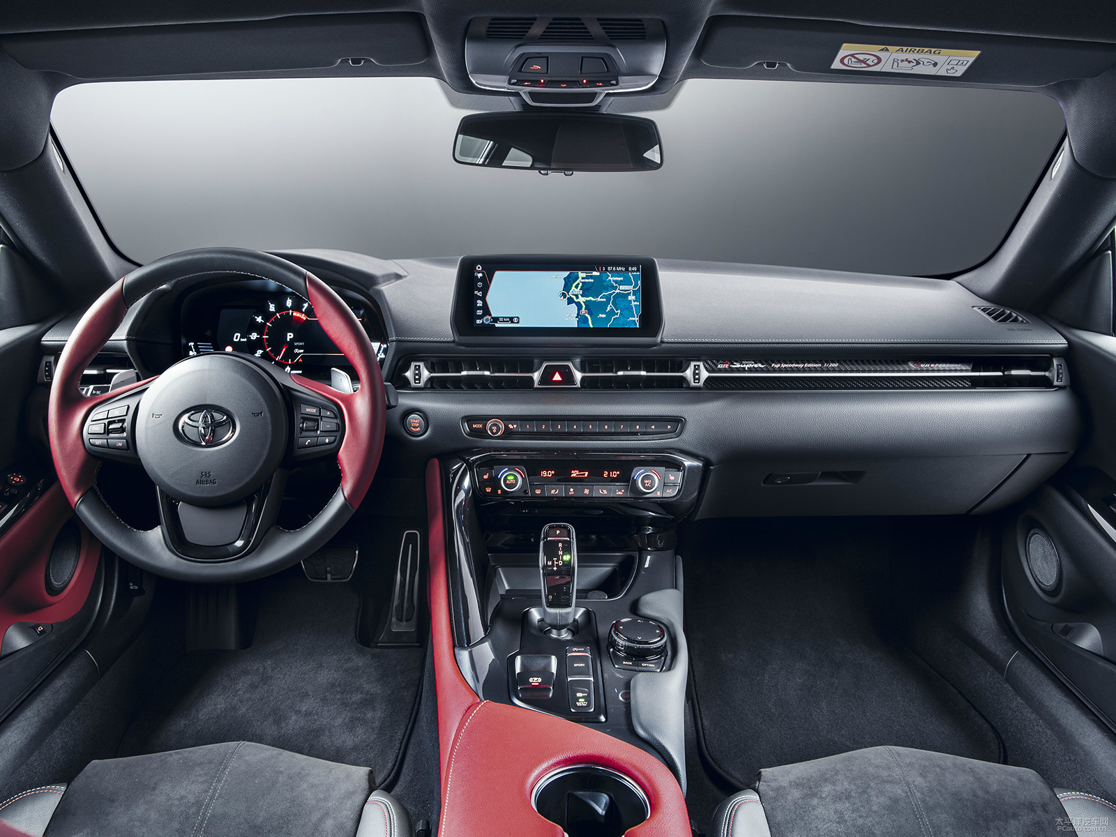 全新丰田Supra疑似售价曝光 或比宝马Z4还贵！