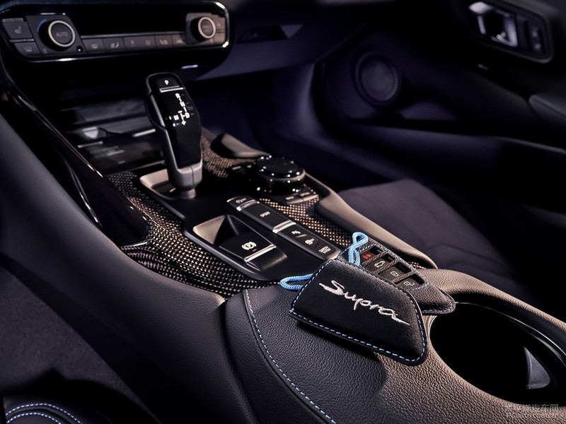 全新丰田Supra疑似售价曝光 或比宝马Z4还贵！