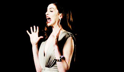 谢谢安妮海瑟薇的皱纹和小腹让生完孩子的女人有条活路