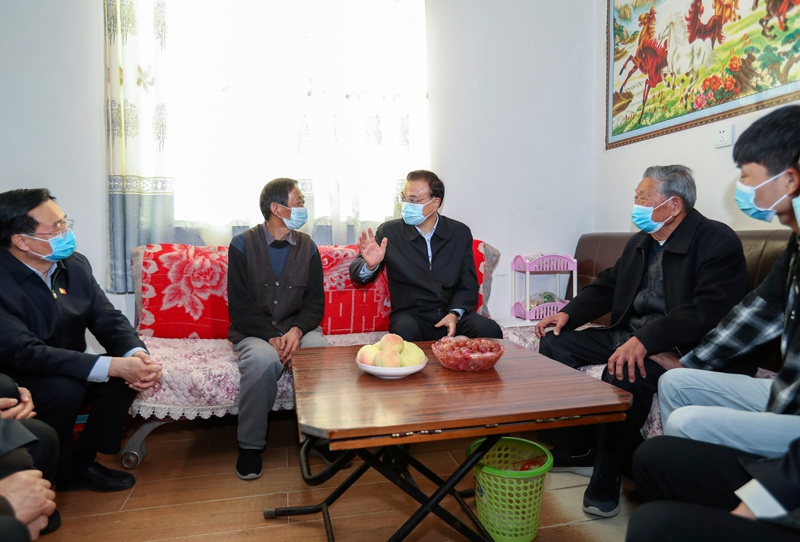 李克强河南安阳走访看望保障房住户：要公开透明分配好