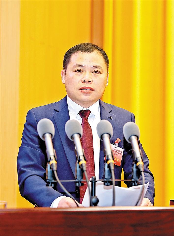 王龙江委员 引进顶尖人才和研发团队