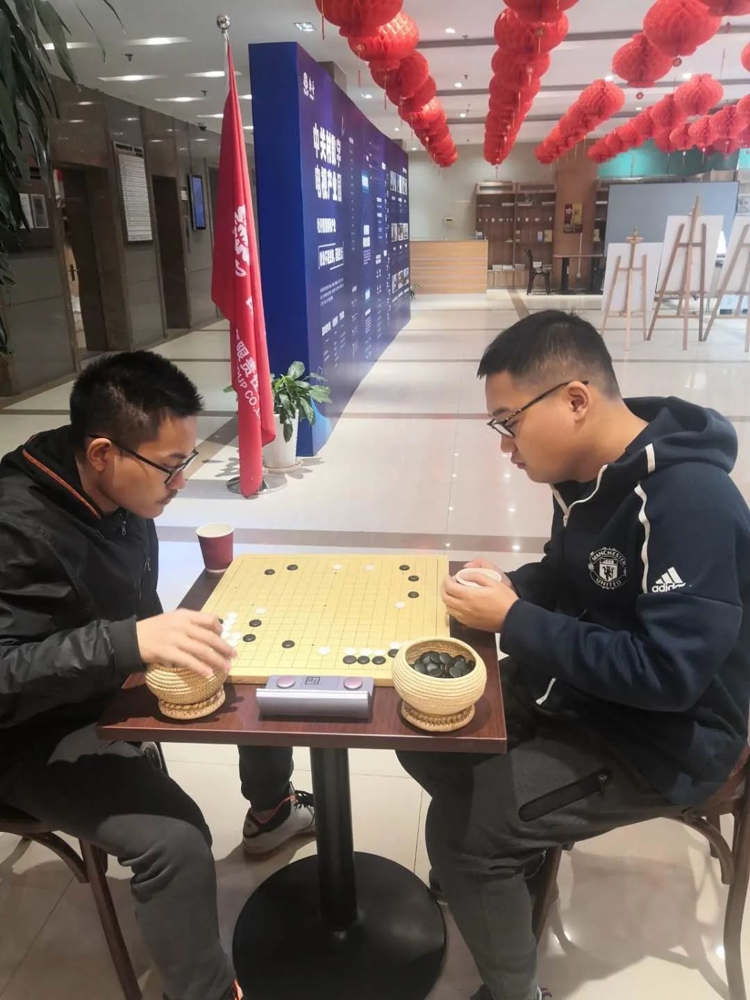 马闻起 负 刘锦荣姜兴力 胜 唐文琪(快)四台比赛中第二台形势率先明朗