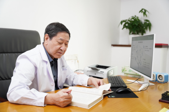 李成荣院长强调,这也正是远东儿童肾病免疫专科开设的意义——为经