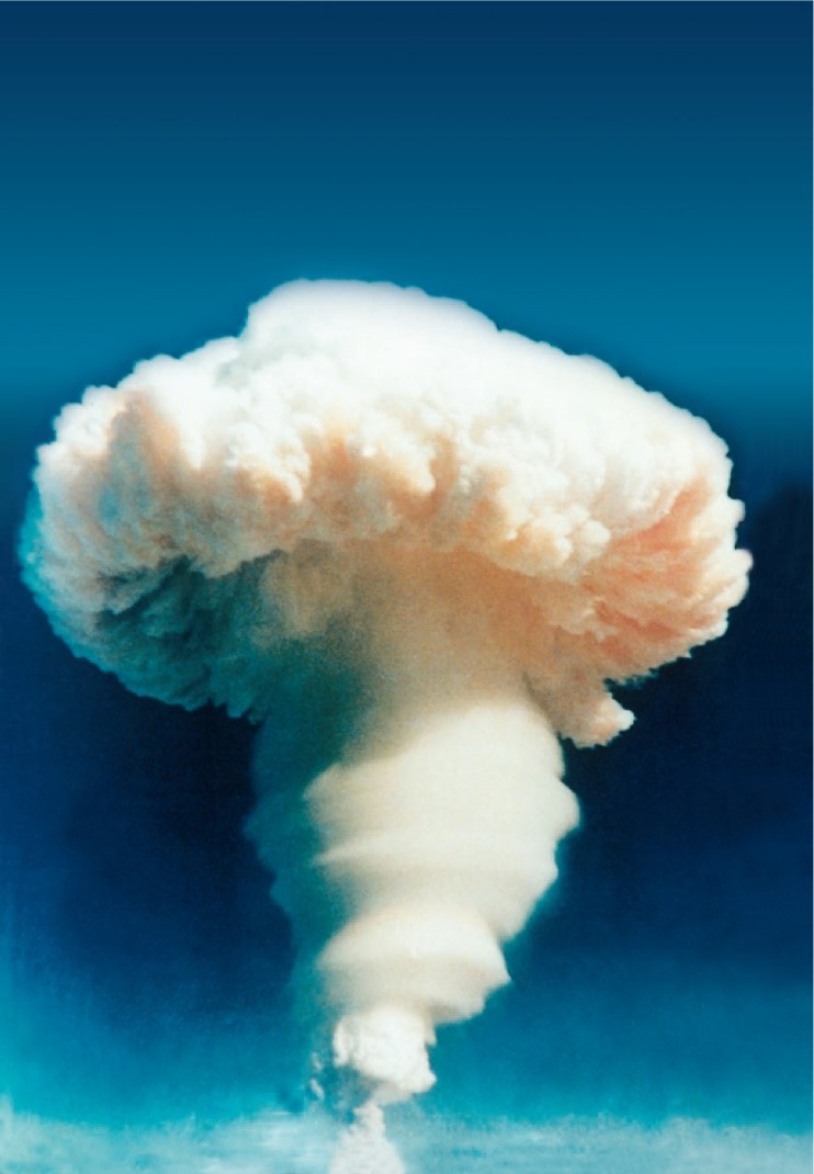 △1967年6月,我国第一颗氢弹试验成功。