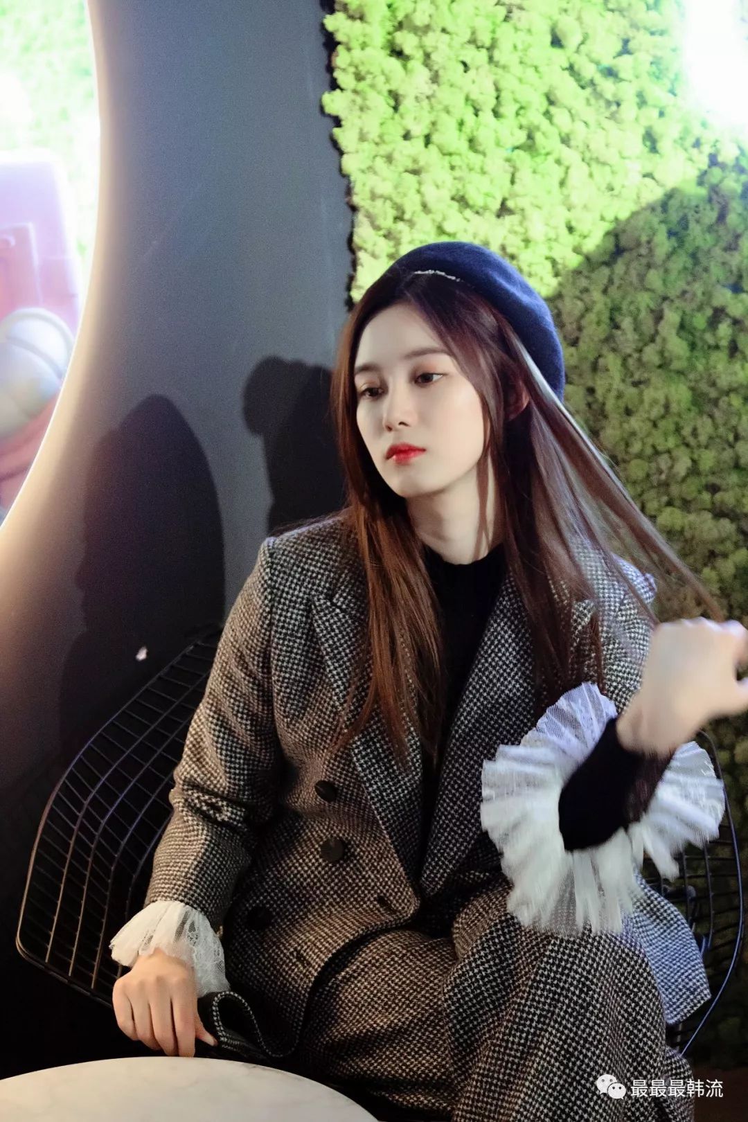 后来徐艺洋离开etm,成为了smrookies的一员,当时作为练习生公开的时候