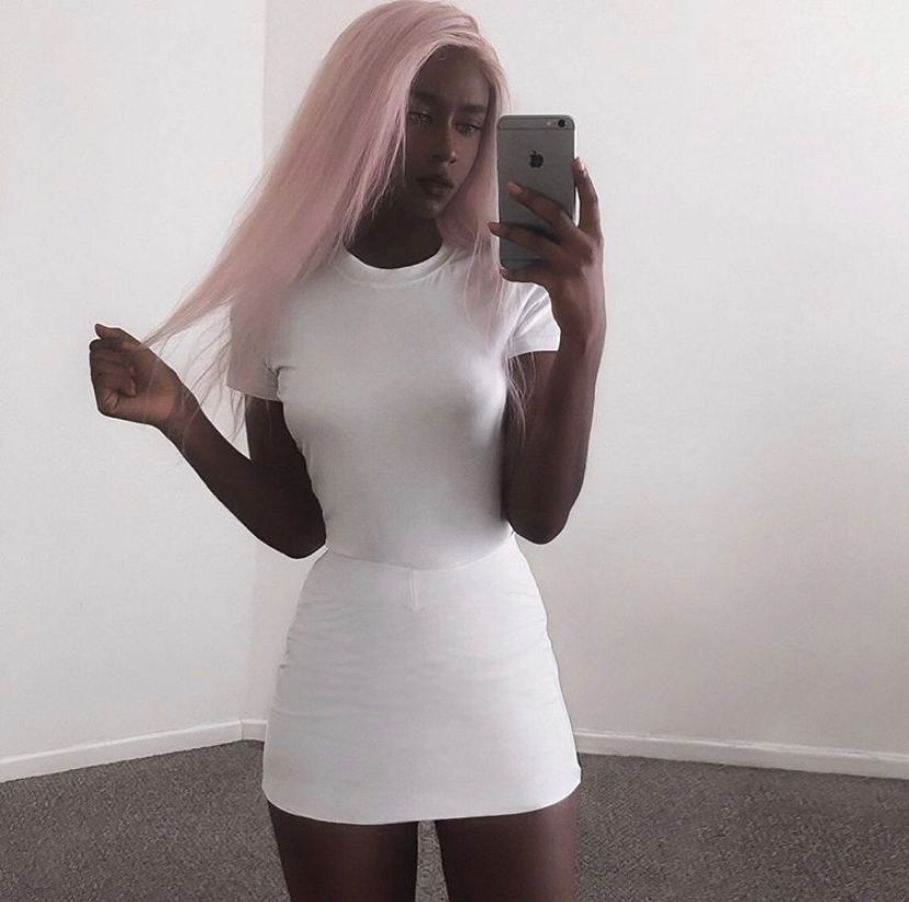 也有越来越多的美白产品出现   毕竟"一白遮百丑"   但melvnin就向