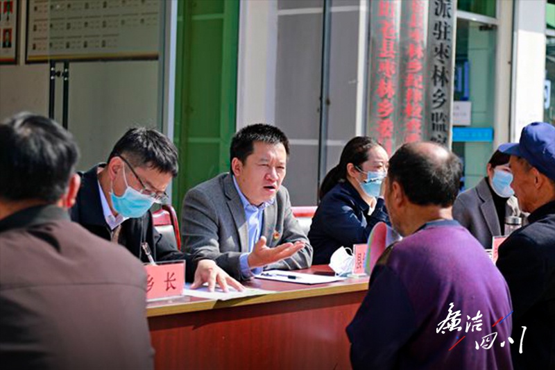 2018年2月始任旺苍县委常委,县纪委书记,县监委主任.