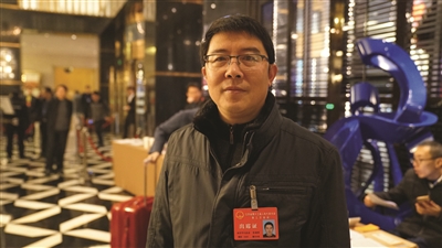 在上海叫&ldquo;濕垃圾&rdquo;到南京又改名為&ldquo;廚余垃圾&rdquo; 江蘇代表建議：盡快統一叫法，避免分類混淆